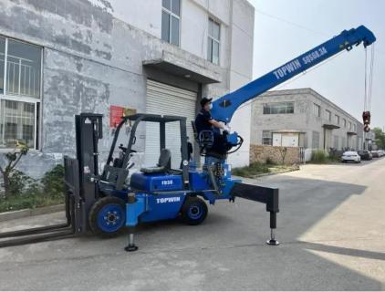 Benefits of forklift cranes
