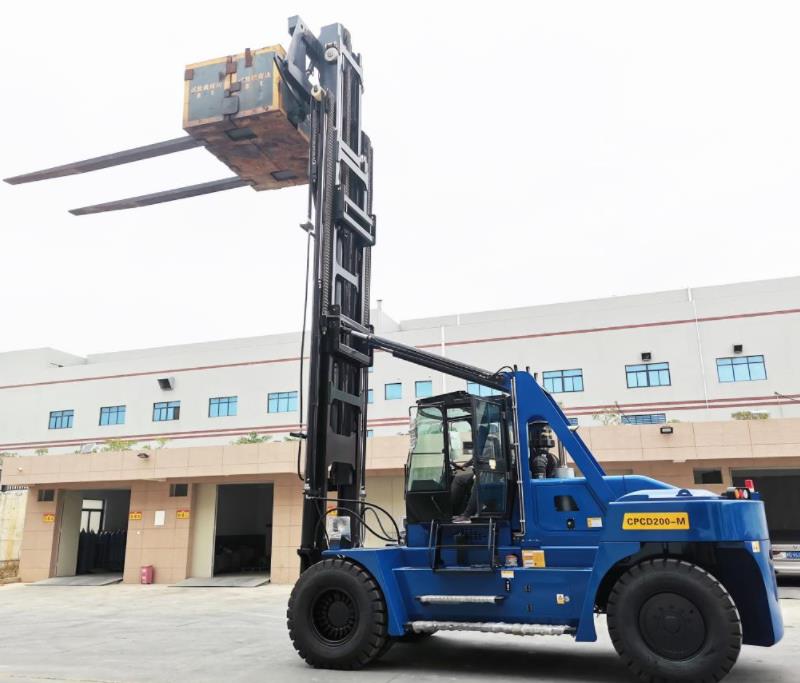 Boat Forklift X2 Boat Forklift X2